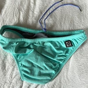 Jolyn bottoms size L